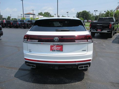 Used 2024 Volkswagen Atlas Cross Sport SEL Premium R-Line AWD/4WD image 5