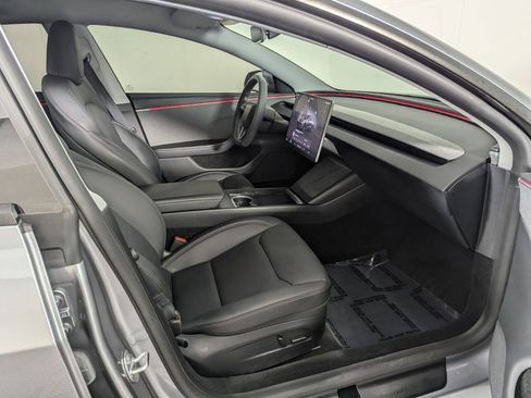 Used 2025 Tesla Model 3 Long Range image 31