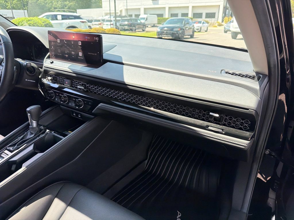 Used 2025 Honda Accord Touring image 36