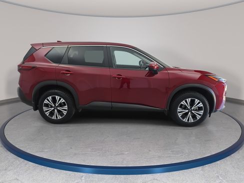 Certified 2023 Nissan Rogue SV image 4