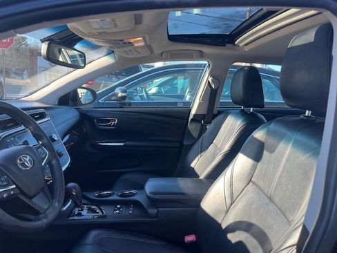 Used 2014 Toyota Avalon Limited image 5