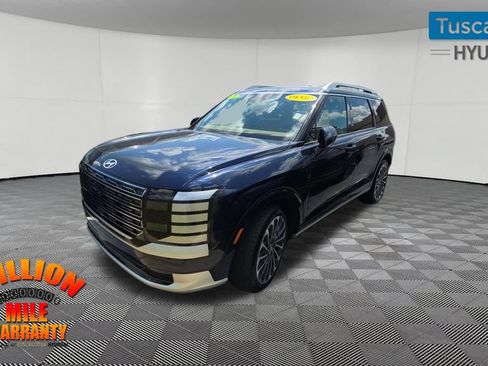Used 2026 Hyundai Palisade Calligraphy FWD image 3