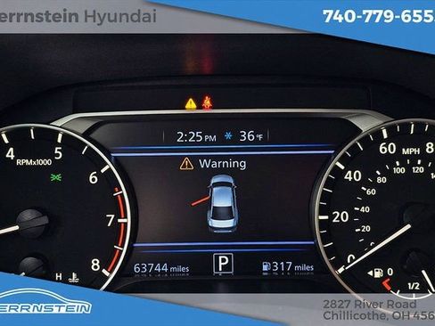 Used 2024 Nissan Altima 2.5 SV image 11