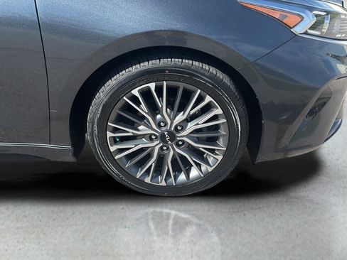 Used 2022 Kia Forte GT-Line FWD image 9