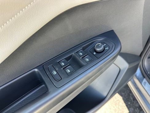 New 2026 Volkswagen Taos SEL AWD/4WD image 17