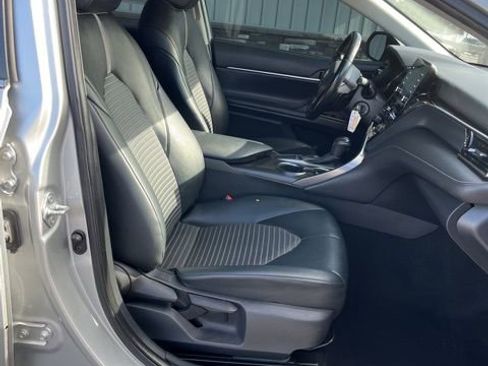 Used 2022 Toyota Camry SE image 33