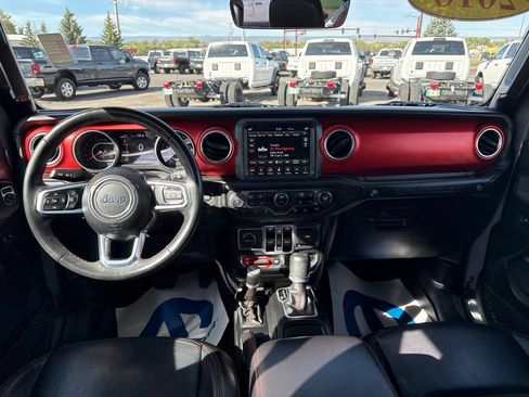 Used 2018 Jeep Wrangler Unlimited Rubicon AWD/4WD image 10