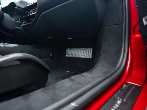 Used 2025 Ferrari SF90 Spider AWD/4WD image 26