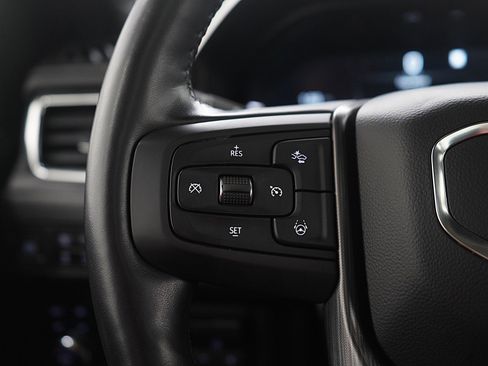 Used 2023 GMC Yukon XL Denali Ultimate image 28