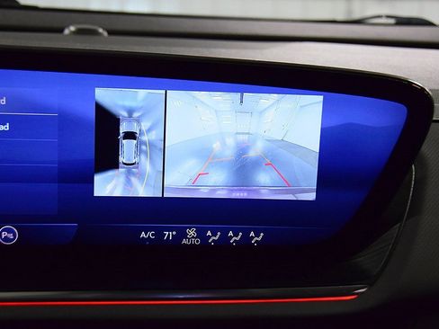 Used 2024 Buick Envision Preferred image 23