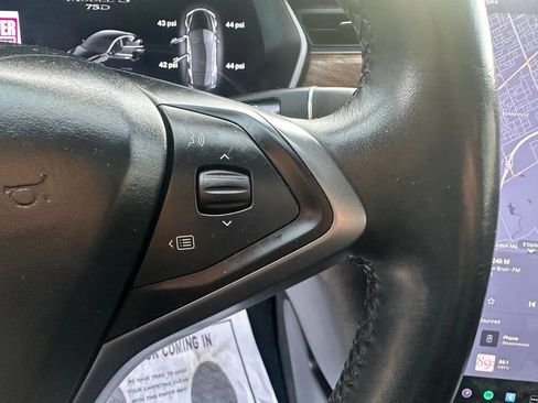 Used 2018 Tesla Model S 75D image 24