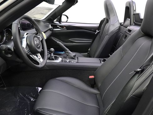 New 2025 MAZDA MX-5 Miata Grand Touring image 17