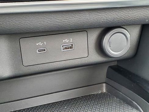 Certified 2023 Nissan Rogue SL image 25