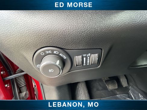 Used 2025 Jeep Compass Limited w/ Elite Group AWD/4WD image 16
