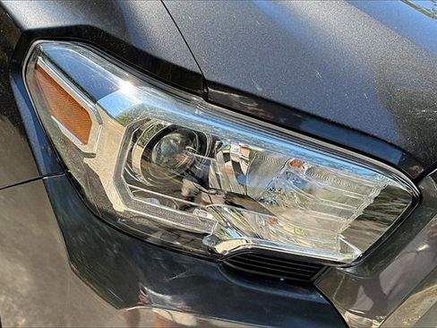 Used 2023 Toyota Tacoma 2WD Double Cab image 29