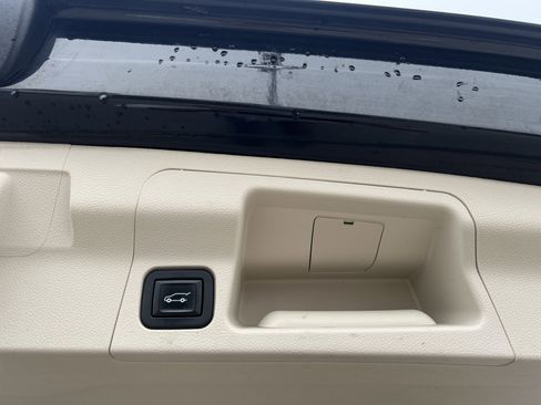 Used 2020 GMC Acadia Denali image 20