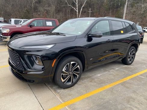 Used 2025 Buick Enclave Sport Touring image 1