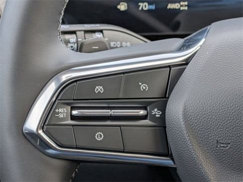 New 2026 Chevrolet Equinox LT w/ Convenience Package II image 18