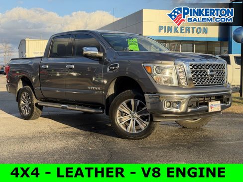 Used 2017 Nissan Titan SL image 1