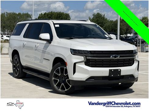Used 2022 Chevrolet Suburban RST w/ Sport Performance Package AWD/4WD image 2