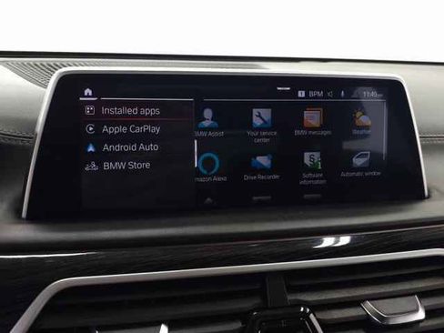 Used 2022 BMW 740i xDrive w/ M Sport Package image 34