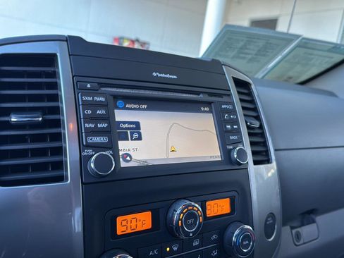 Used 2019 Nissan Frontier SL image 21