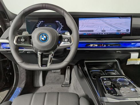 New 2026 BMW 750e xDrive w/ Premium Package AWD/4WD image 20