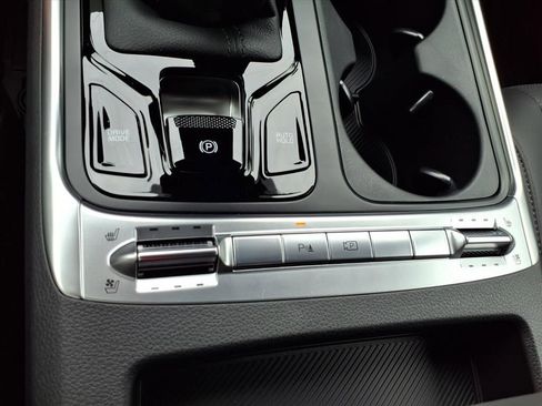 New 2026 Kia Carnival SX w/ SX Dark Edition Package image 21