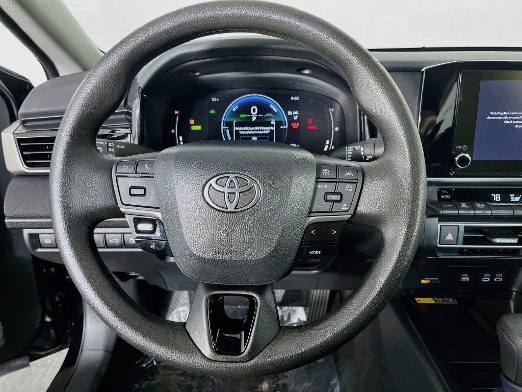 Used 2025 Toyota Camry LE w/ Convenience Package FWD image 12