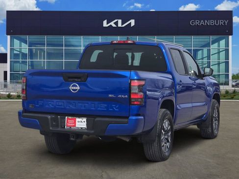 Used 2024 Nissan Frontier SL AWD/4WD image 5