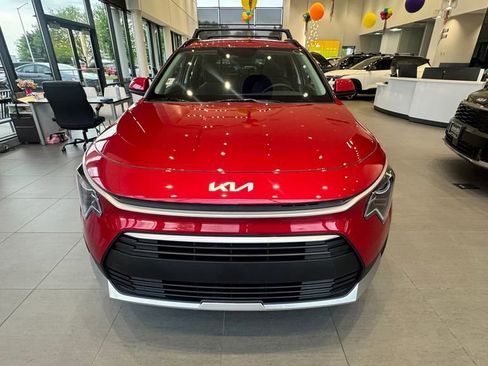 New 2026 Kia Niro LX FWD image 8