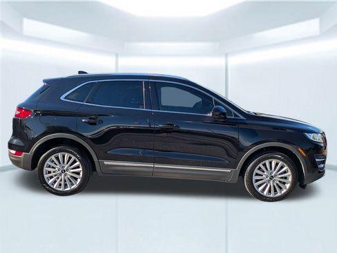 Used 2019 Lincoln MKC Premiere image 7