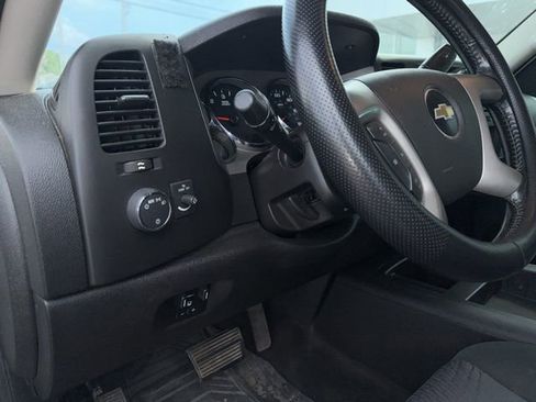 Used 2013 Chevrolet Silverado 2500 LT w/ Convenience Package AWD/4WD image 40