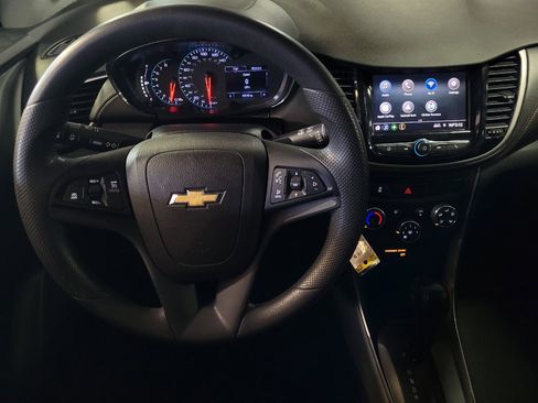 Used 2020 Chevrolet Trax LS w/ Tint and Cruise Package FWD image 22