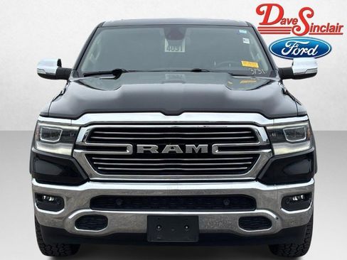 Used 2020 RAM 1500 Laramie AWD/4WD image 2