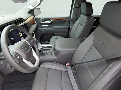 New 2026 GMC Sierra 1500 Denali w/ Denali Reserve Package image 9