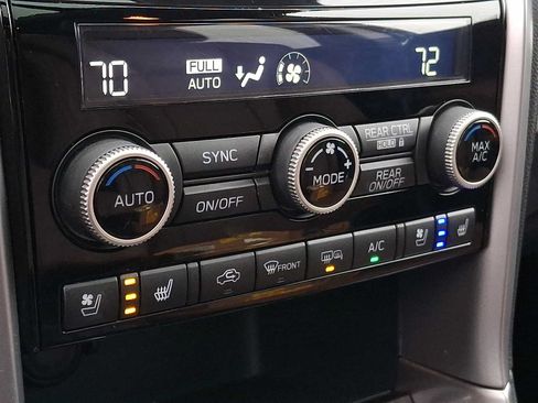 Used 2020 Subaru Ascent Touring AWD/4WD image 14