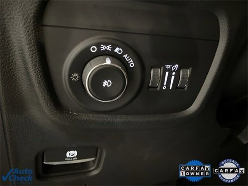 Used 2022 Jeep Grand Cherokee L Limited image 32