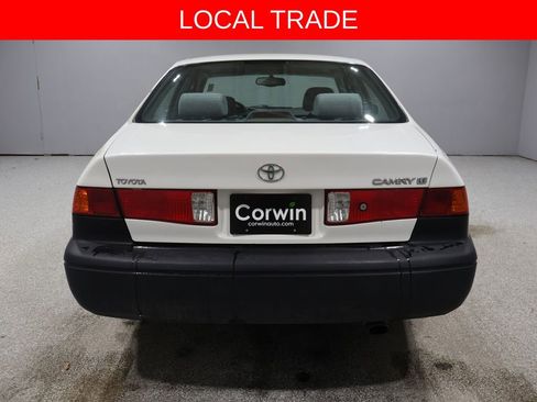 Used 2001 Toyota Camry LE image 10