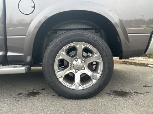 Used 2014 RAM 1500 Laramie w/ Convenience Group image 5