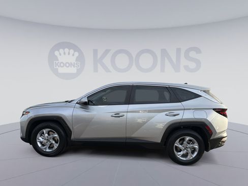 Certified 2024 Hyundai Tucson SE FWD image 2