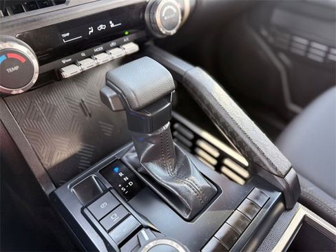 Used 2025 Toyota Tacoma SR5 image 12