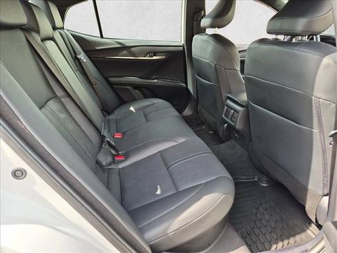 Used 2025 Toyota Camry XSE FWD image 20
