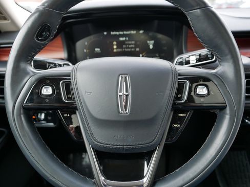 Used 2022 Lincoln Aviator Reserve w/ Elements Package Plus image 25