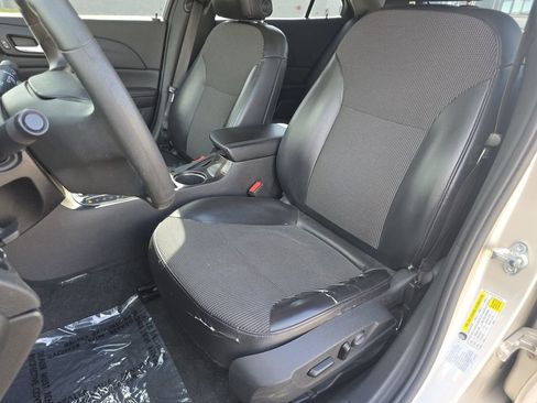 Used 2015 Chevrolet Malibu LT w/ Power Convenience Package FWD image 17