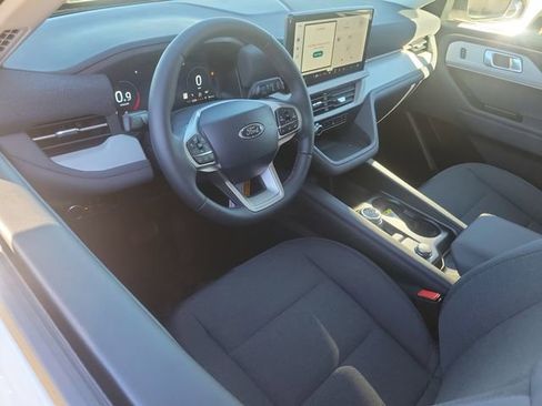 New 2026 Ford Explorer Active image 6