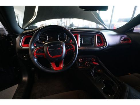 Used 2016 Dodge Challenger SXT RWD image 12