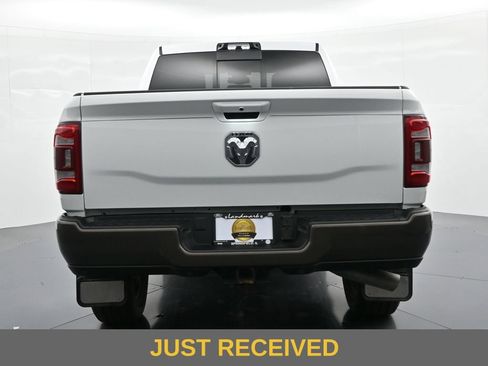 Used 2024 RAM 2500 Limited w/ Towing Technology Group AWD/4WD image 7