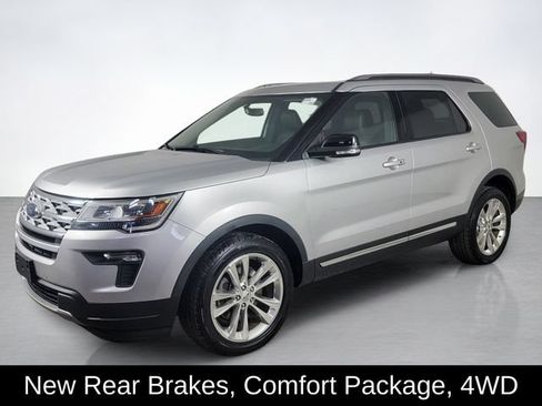 Used 2018 Ford Explorer XLT w/ Equipment Group 202A AWD/4WD image 7