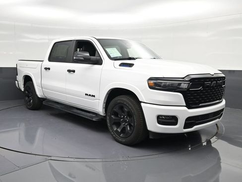 Used 2025 RAM 1500 Big Horn RWD image 5